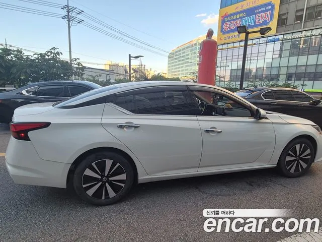 Nissan Altima 2019 thumb 7