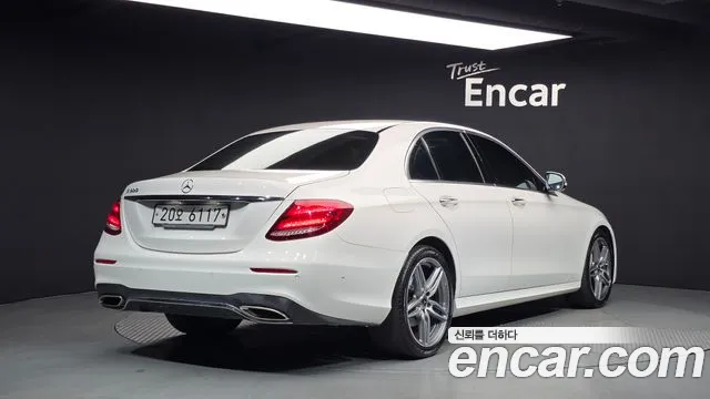 Mercedes-Benz E-Класс 2019 thumb 2