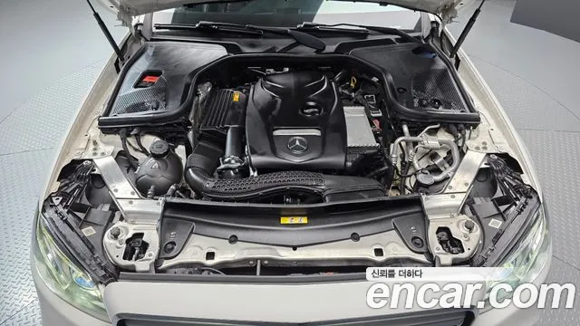 Mercedes-Benz E-Класс 2019 thumb 6