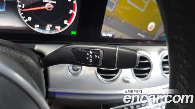 Mercedes-Benz E-Класс 2019 thumb 9