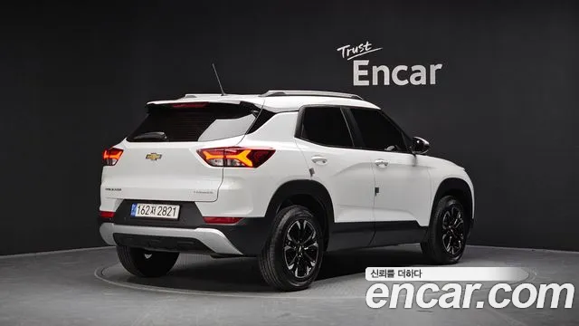 ChevroletGMDaewoo TrailBlazer 2021 thumb 2