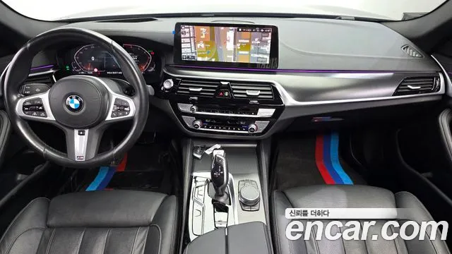 BMW 5-Series 2023 thumb 7