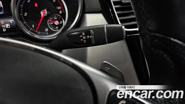 Mercedes-Benz GLE 2018 thumb 9