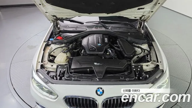 BMW 1-Series 2019 thumb 6