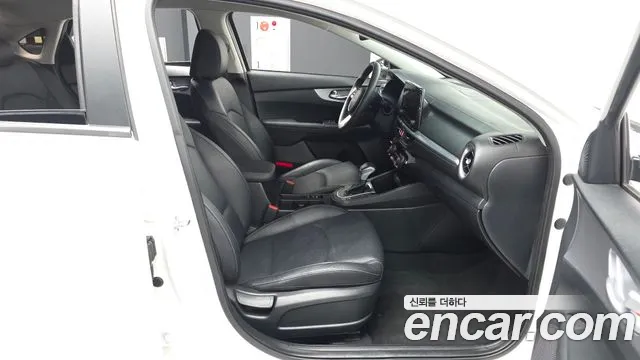 Kia K3 2022 thumb 10