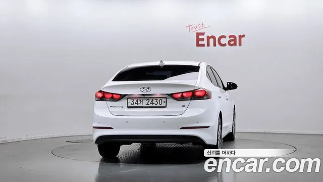 Hyundai Avante 2017 thumb 4