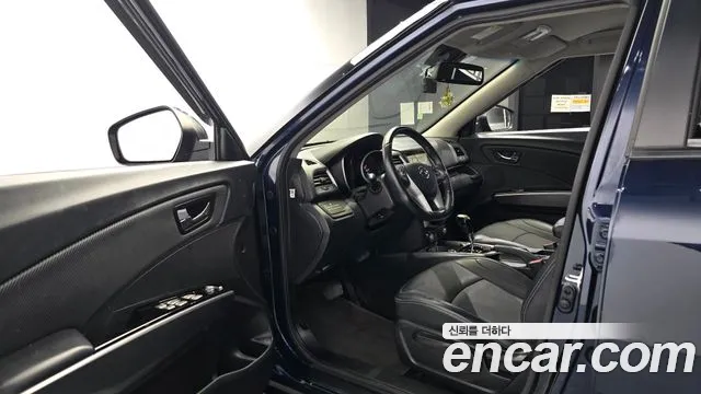 KG_Mobility_Ssangyong TIBOLI 2017 thumb 10