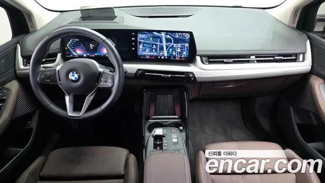 BMW 2-Series 2024 thumb 7