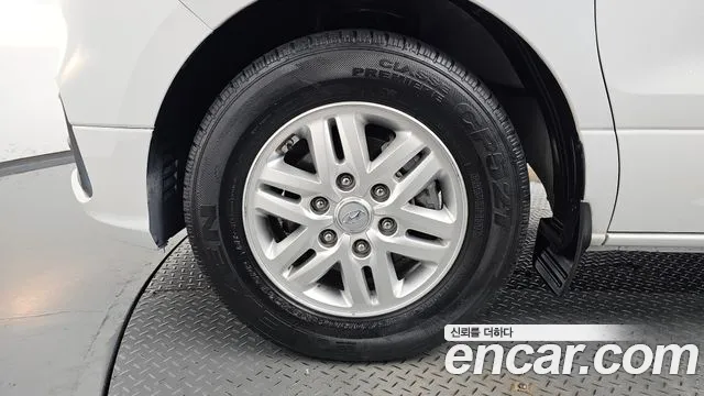 Hyundai Starex 2018 thumb 4