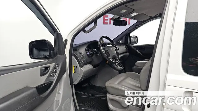 Hyundai Starex 2018 thumb 9
