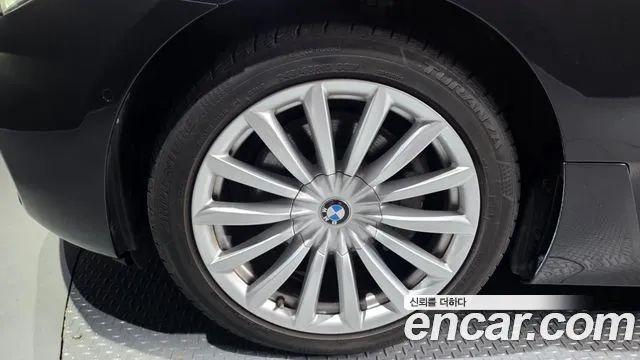 BMW Gran Turismo 2019 thumb 5