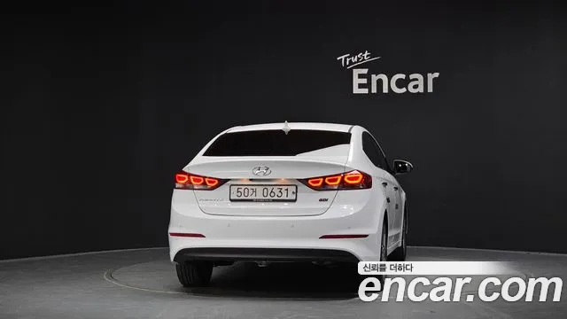 Hyundai Avante 2015 thumb 4