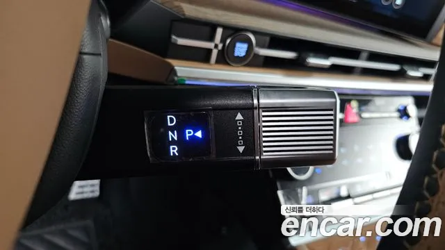 Hyundai Santa Fe 2023 thumb 9