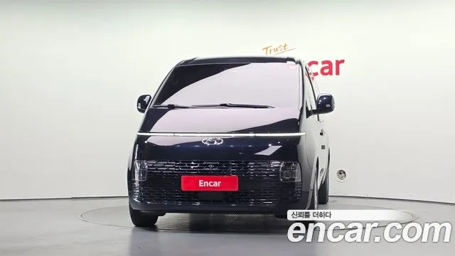 Hyundai Staria 2022 thumb 3