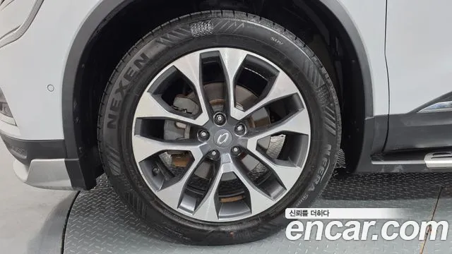 Renault-KoreaSamsung Koleos 2018 thumb 5