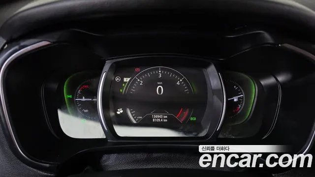 Renault-KoreaSamsung Koleos 2018 thumb 8