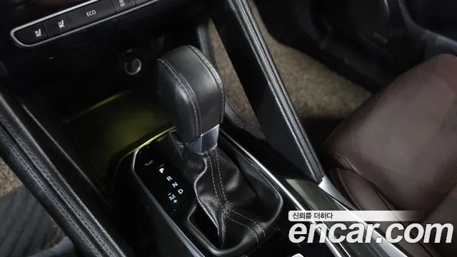 Renault-KoreaSamsung Koleos 2018 thumb 9