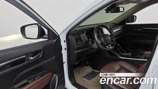 Renault-KoreaSamsung Koleos 2018 thumb 10