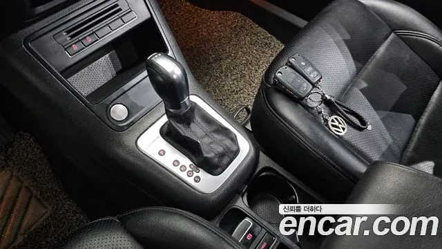 Volkswagen Tiguan 2015 thumb 9
