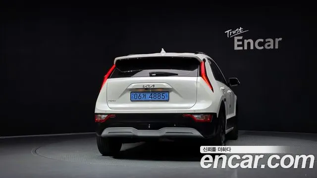 Kia Niro 2022 thumb 4
