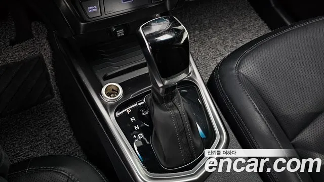 KG_Mobility_Ssangyong TIBOLI 2022 thumb 9