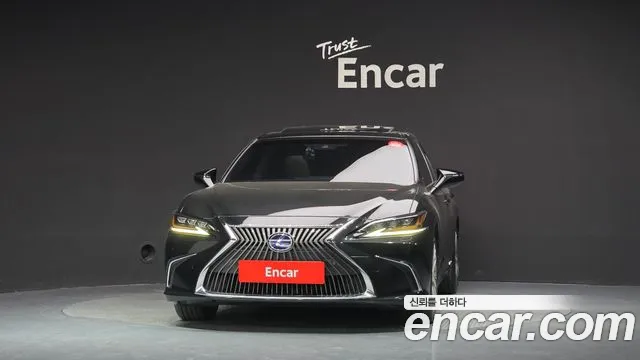 Lexus ES 2019 thumb 3