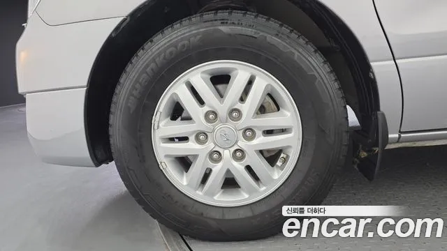 Hyundai Starex 2017 thumb 5