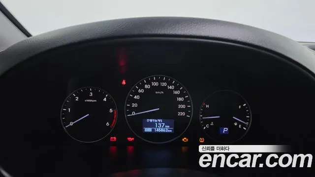 Hyundai Starex 2017 thumb 8