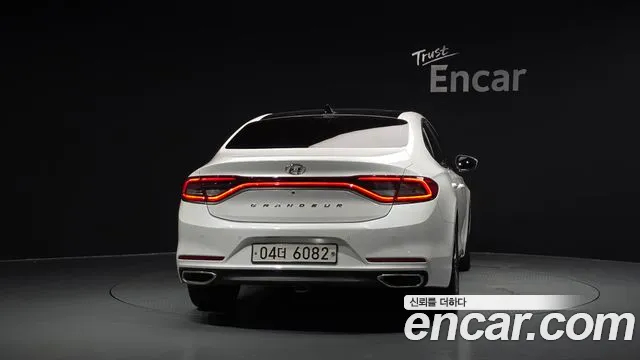 Hyundai Grandeur 2017 thumb 3
