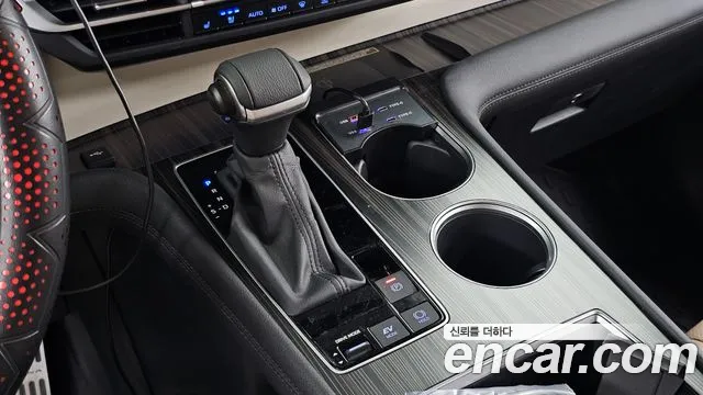 Toyota Sienna 2024 thumb 9