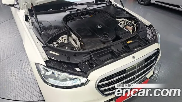 Mercedes-Benz S-Класс 2023 thumb 6