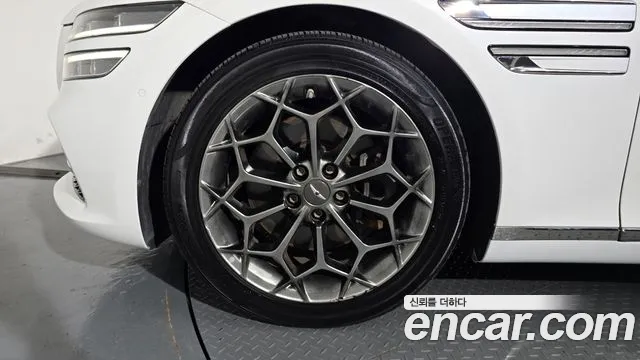 Genesis G80 2020 thumb 5
