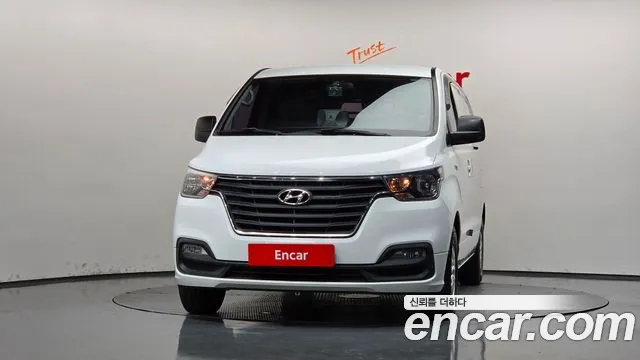 Hyundai Starex 2019 thumb 3