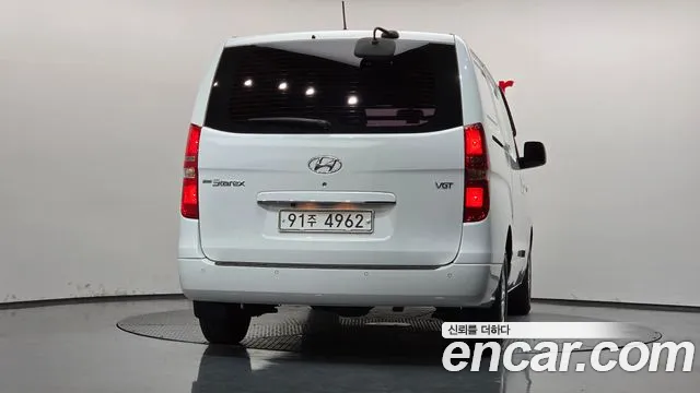 Hyundai Starex 2019 thumb 4