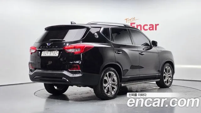KG_Mobility_Ssangyong Rexton 2018 thumb 2