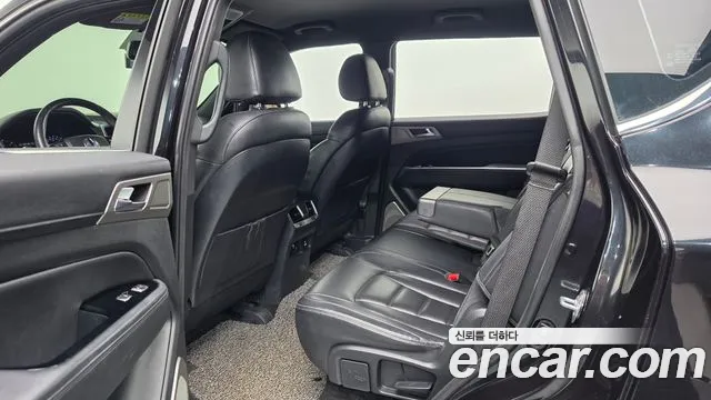 KG_Mobility_Ssangyong Rexton 2018 thumb 11