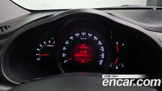 Kia Sportage 2012 thumb 8