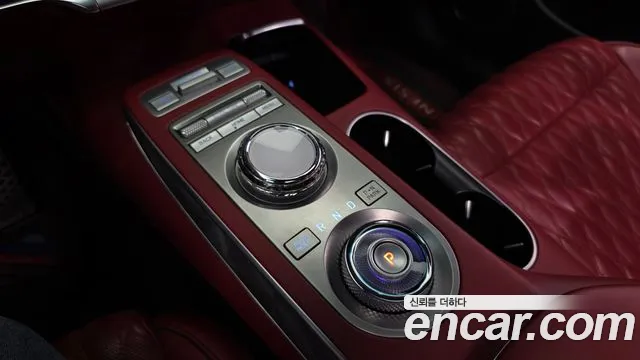 Genesis GV70 2022 thumb 8