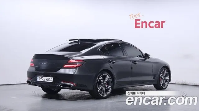 Genesis G70 2023 thumb 2