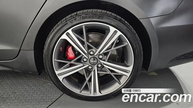 Genesis G70 2023 thumb 5