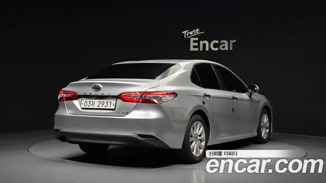 Toyota Camry 2019 thumb 2