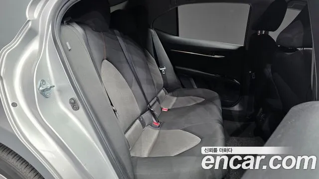 Toyota Camry 2019 thumb 12