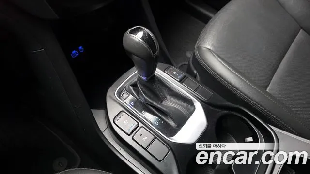 Hyundai Santa Fe 2015 thumb 9