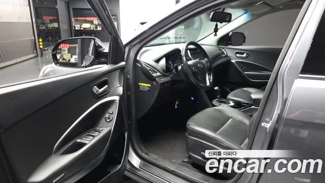 Hyundai Santa Fe 2015 thumb 10