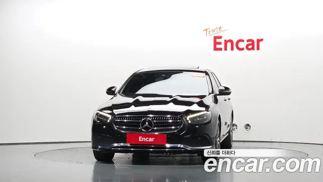 Mercedes-Benz E-Класс 2021 thumb 2