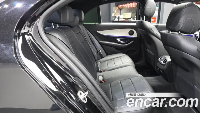 Mercedes-Benz E-Класс 2021 thumb 11
