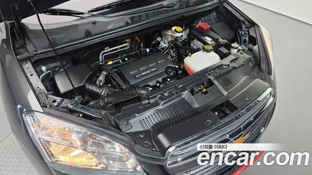 ChevroletGMDaewoo Tracker 2015 thumb 6