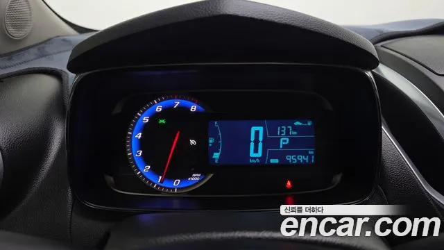 ChevroletGMDaewoo Tracker 2015 thumb 8