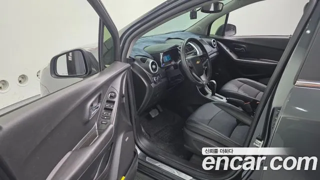 ChevroletGMDaewoo Tracker 2015 thumb 11