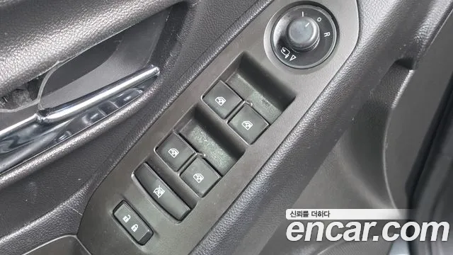 ChevroletGMDaewoo Tracker 2015 thumb 12
